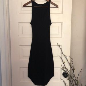 Aritzia (Wilfred Free) Yasmin Dress